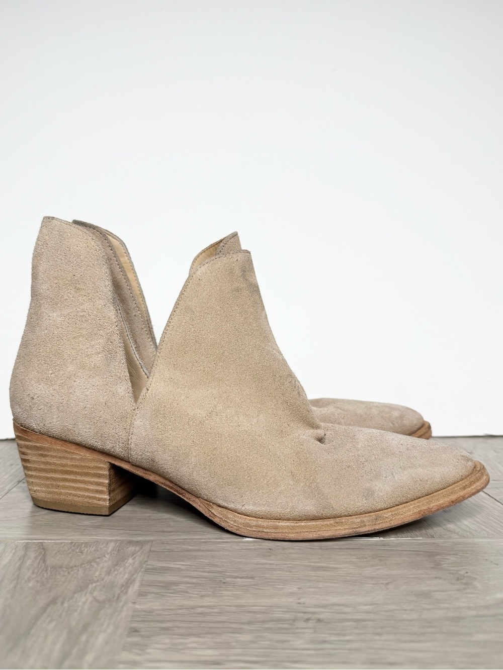 Free People Tan Suede Bootie 39